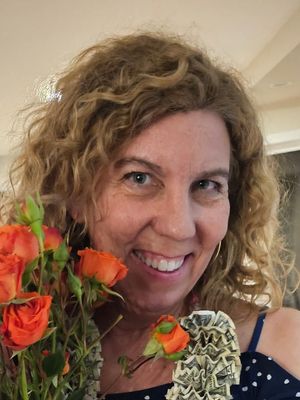 Stacy, 58