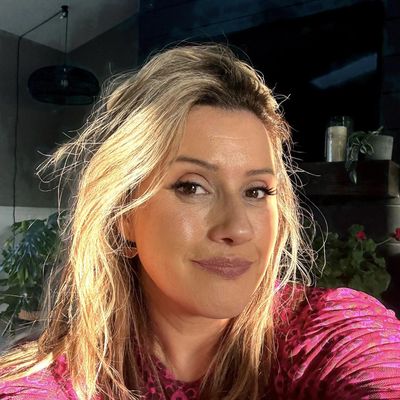 Cristina, 50