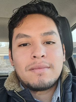 Daniel, 28