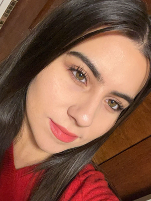 Emily, 21
