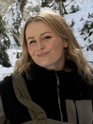 Anastasia, 26