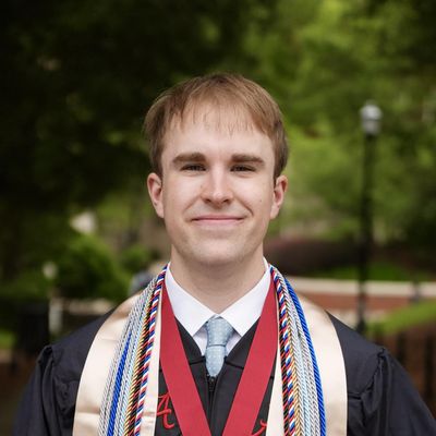 Ian, 22