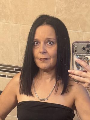 Francesca, 49