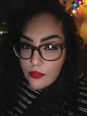 Celina, 32