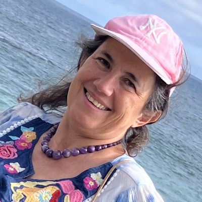 Danielle, 55