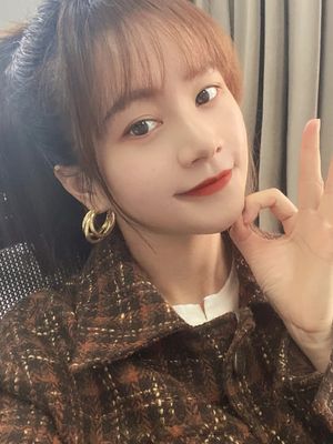 Lina, 34