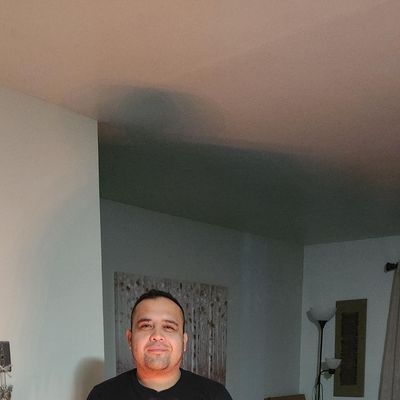Gerardo, 36