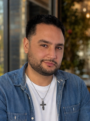 Andrew, 39
