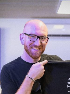 Liam, 31