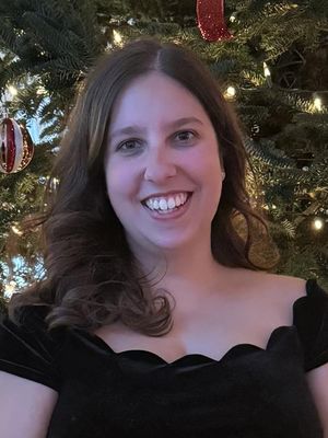 Emily, 29