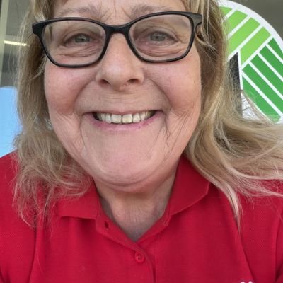 Melanie, 64