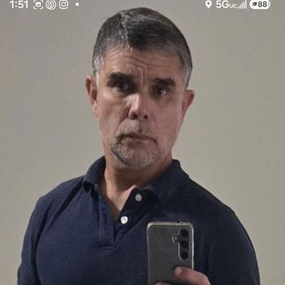 Carlos, 61