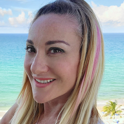 Eliz, 48