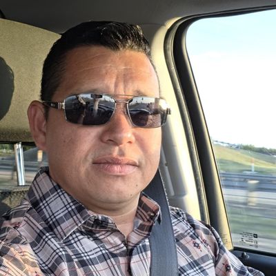Jose, 43