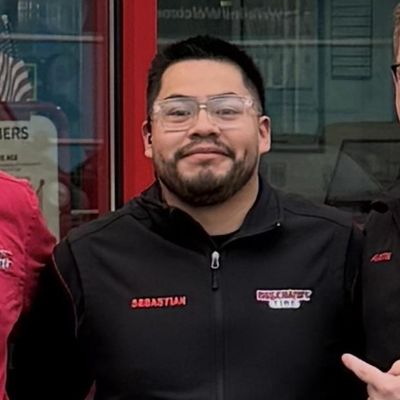 Sebastian, 24