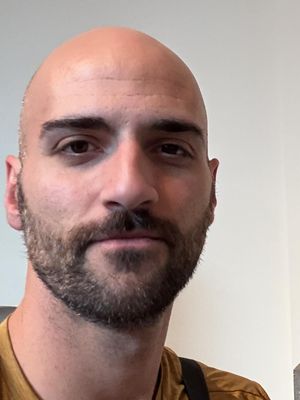 Robert, 37