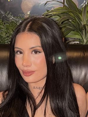 Paulina, 27