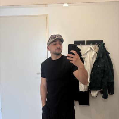 Angelo, 24