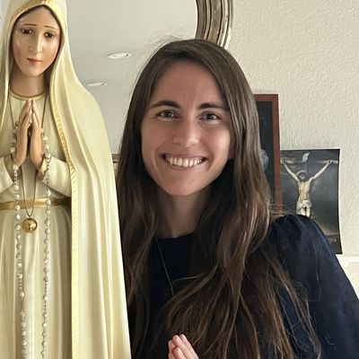 Claire, 31