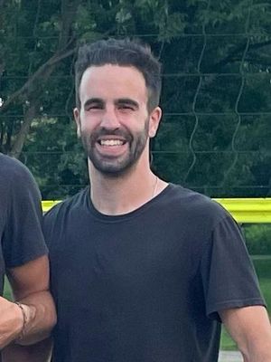 Josh, 27