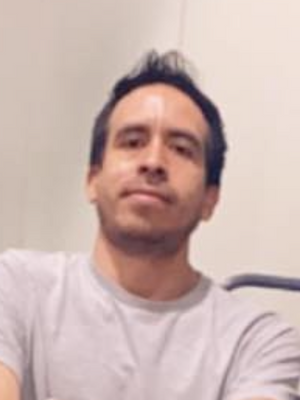 Tomas, 29