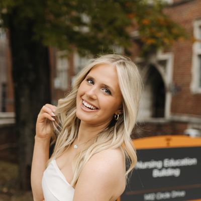 Sydney, 23
