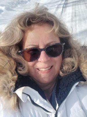 Daniella, 59