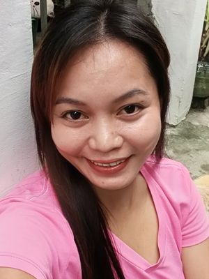 Roselyn, 27
