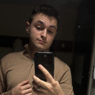 Aidan, 21