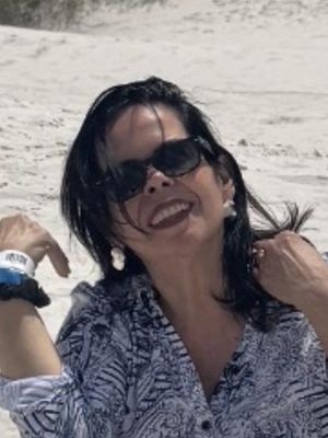 Beatriz, 61