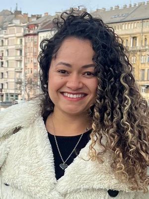 Andreza, 38