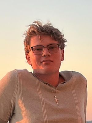 JJ, 20