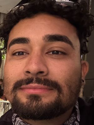 Adan, 32