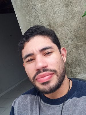 Fabricio, 24