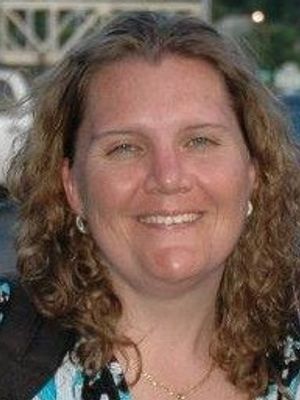 Stephanie, 50