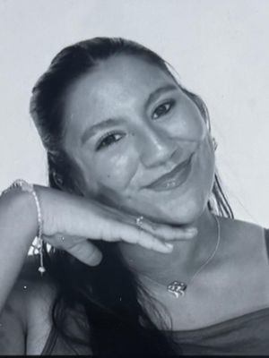 Alixe, 21