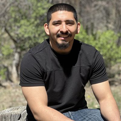 Juan, 26
