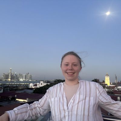Rachel, 24