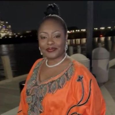 Marline, 42