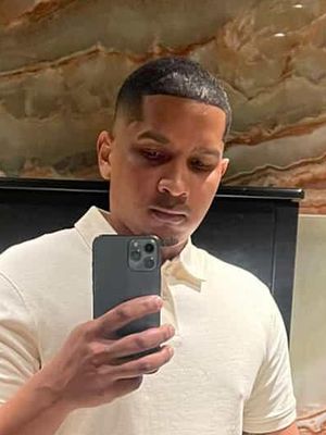 Joao, 33