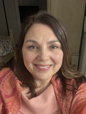 Angie, 47