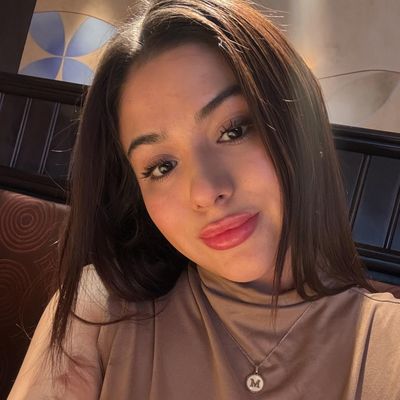 Melissa, 25