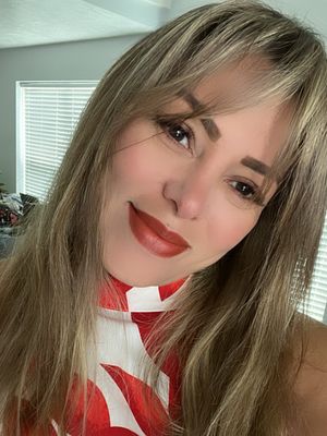 Gabriela, 49