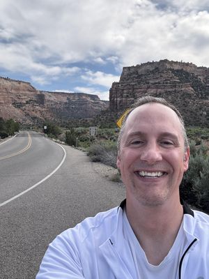 Thomas, 48