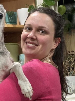 Caitlin, 36