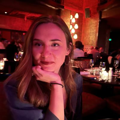 Catherine, 31