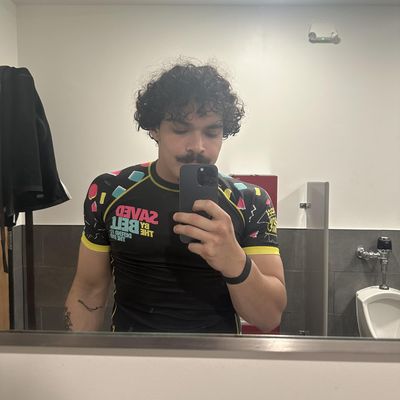 Alec, 31