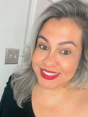 Evelyn, 42