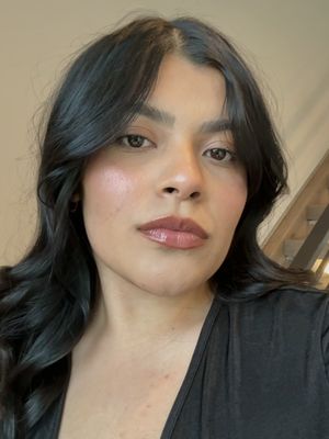 Andrea, 21