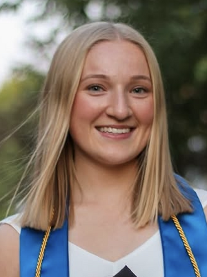 Kayleigh, 25